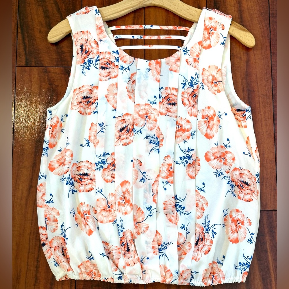 Anthropologie Meadow Rue Pleated Petals top